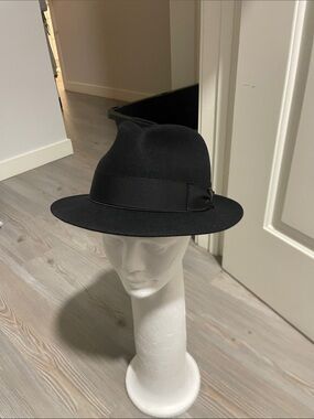 Bellissimo Classic Black Fedora Hat - Stylish Men's Accessory - WORN ONCE